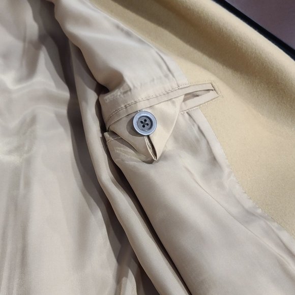 Vince Lapel Collar Single-Breasted Coat - Picture 10 of 10